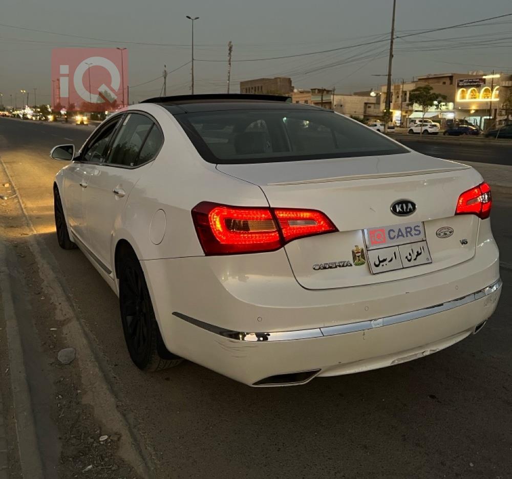 كيا كادينزا